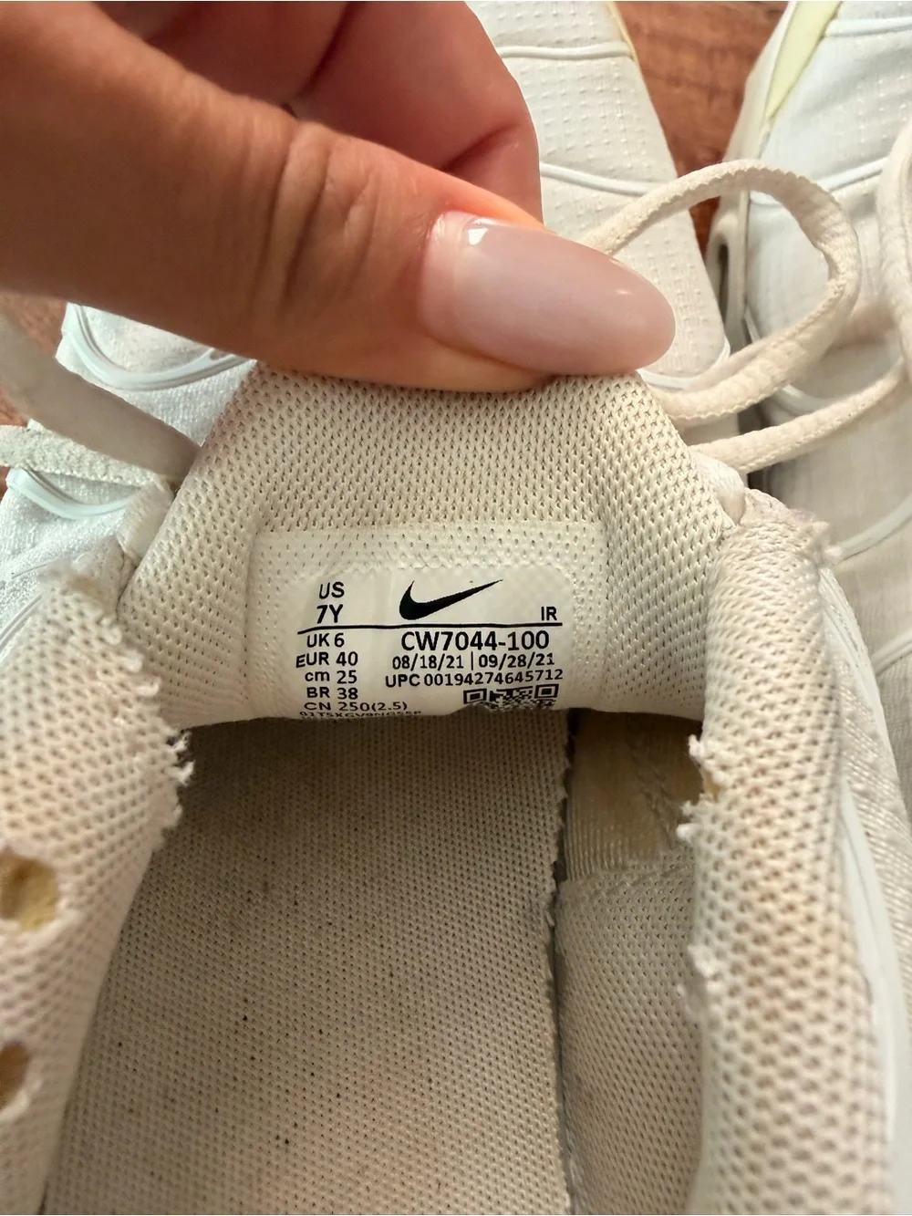 Nike Women's  AIR MAX Off-WhitE